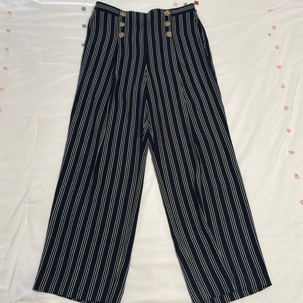 Ann Taylor Sailor Pants

**Excellent New and Unused Condition**